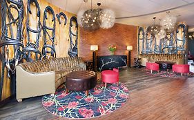 Hotel Indigo Cleveland Beachwood By Ihg